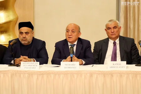 Dini Qurumlarla İş üzrə Dövlət Komitəsinin yaradılmasının 15 illiyi ilə bağlı konfrans keçirilib - FOTO