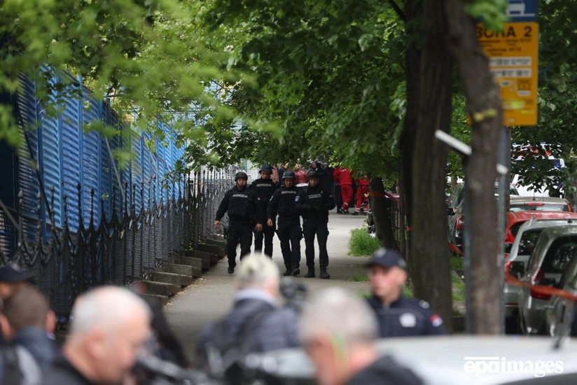 Serbiyada məktəbə silahlı hücumda ölənlərin sayı 9-a çatıb - YENİLƏNİB