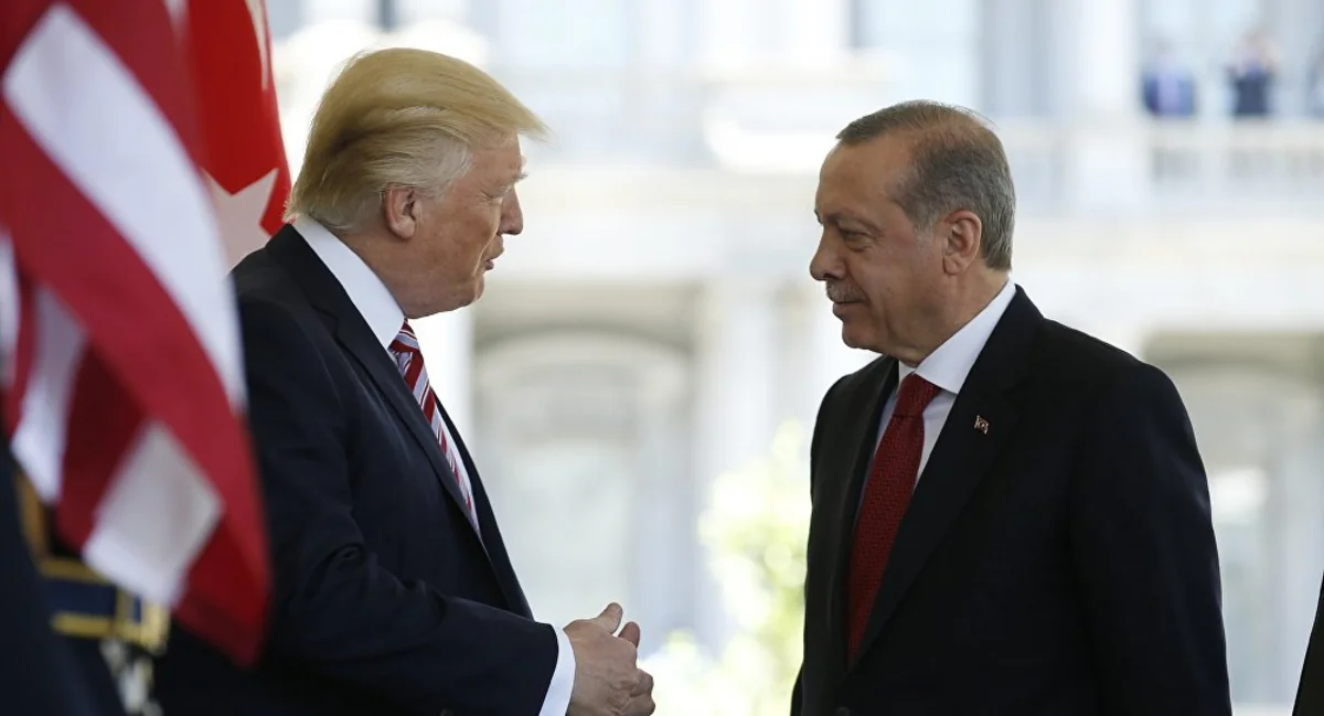 Президенты Турции и США провели телефонный разговор