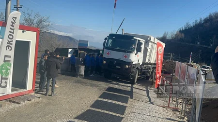 По дороге Ханкенди-Лачын беспрепятственно проехали автомобили МККК