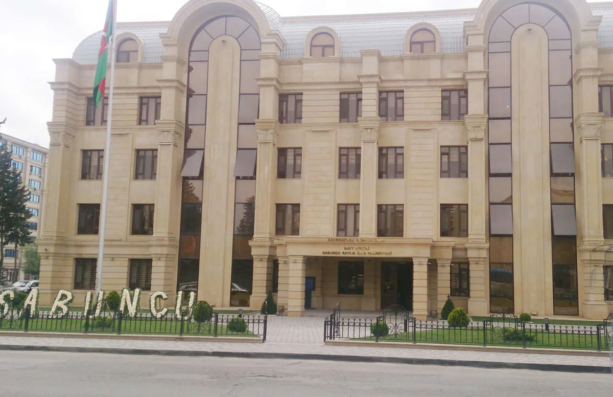 Sabunçu RİH başçısının müavini və RİH-in baş mühasibi vəzifəsindən azad olunub