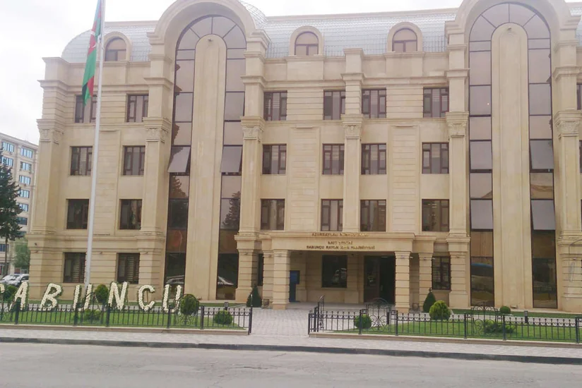 Sabunçu RİH başçısının müavini və RİH-in baş mühasibi vəzifəsindən azad olunub