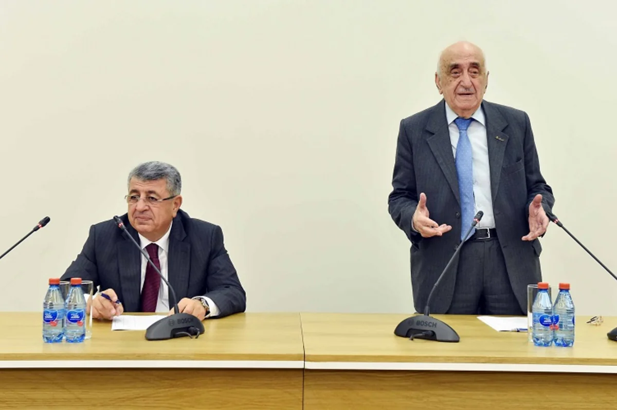 Neftçilərə Fəxri fərmanlar təqdim edilib
