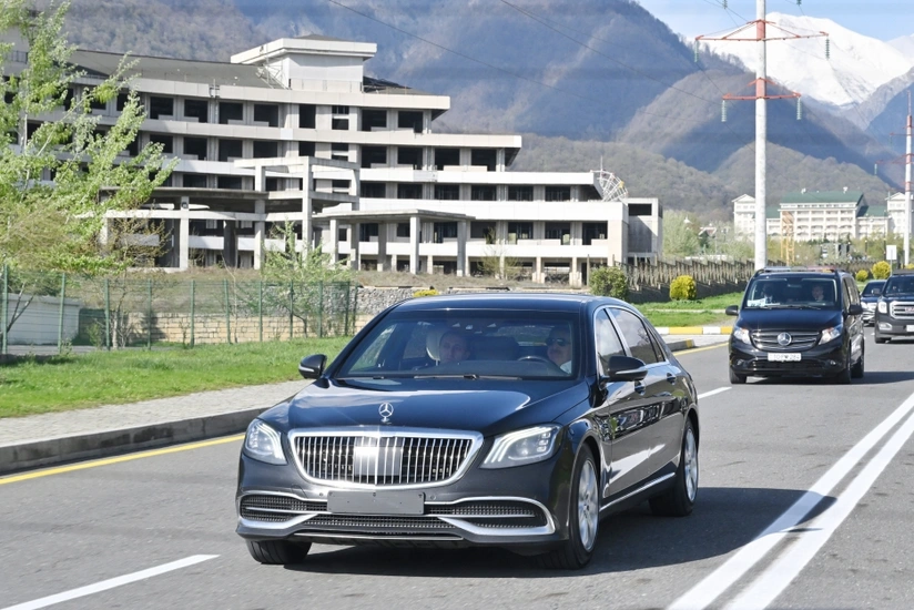 İlham Əliyev və İrakli Qaribaşvili Qəbələ regional “ASAN xidmət“ mərkəzində, Qəbələ Qida şəhərciyində olublar