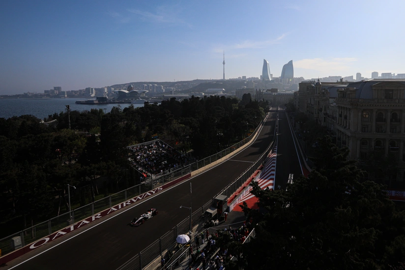 Bakıda Formula-1ə görə bağlanmış yollar açılıb