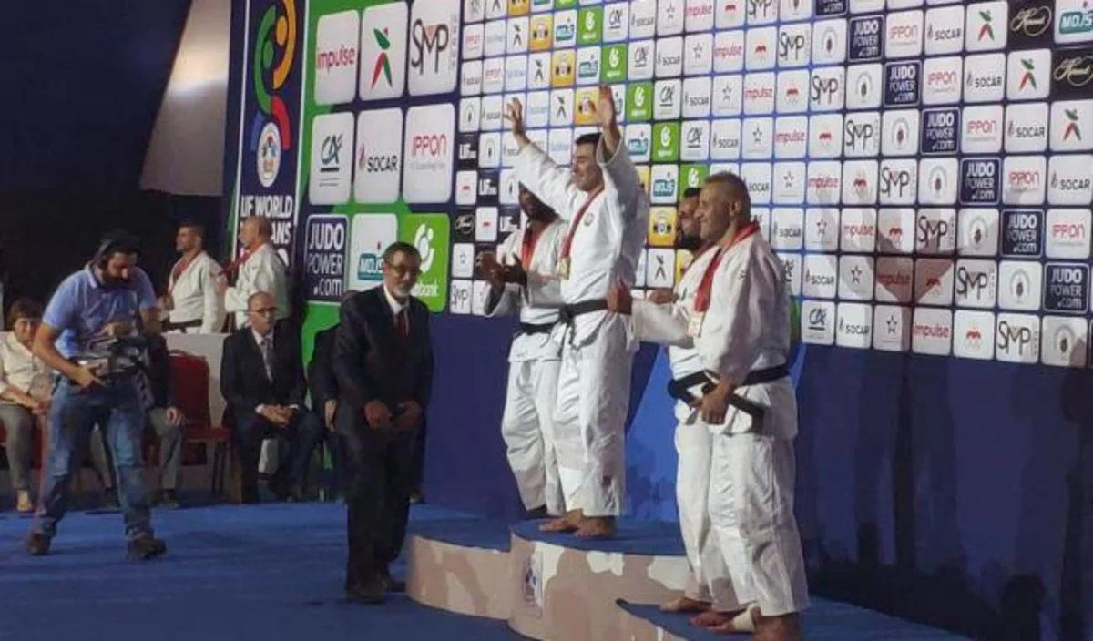 Azərbaycanın veteran cüdoçuları dünya çempionatında daha 2 medal qazanıb - FOTO