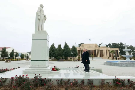 Şahin Bağırov Goranboyda vətəndaşları qəbul edib