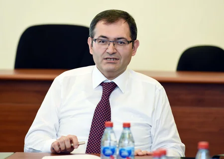 İntiqam Babayev rusiyalı gənclərlə görüşüb