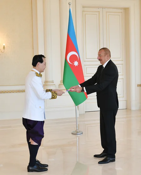 İlham Əliyev Kambocanın yeni səfirinin etimadnaməsini qəbul edib