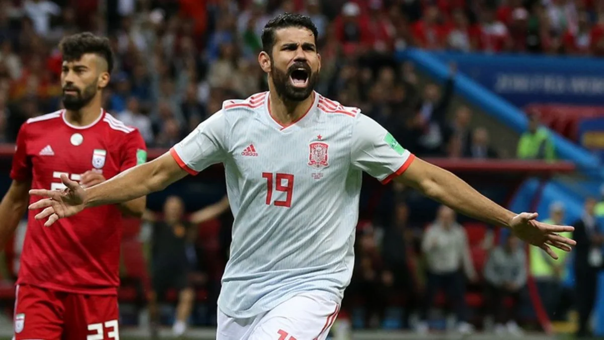 DÇ-2018: İspaniya yığmasının futbolçusu ilə iranlı jurnalist arasında insident baş verib