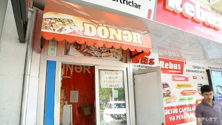 Bilmirəm bu dönər eşşək ətindəndir, yoxsa at... - VİDEOREPORTAJ