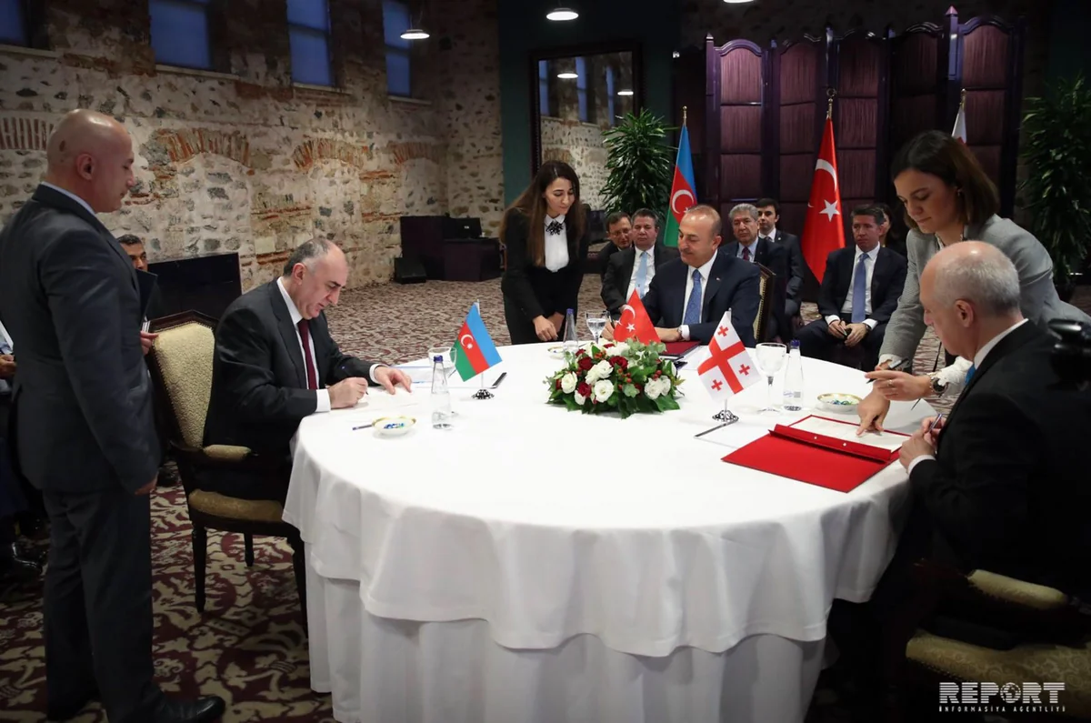 Azərbaycan, Gürcüstan və Türkiyə XİN başçılarının İstanbul bəyannaməsinin mətni açıqlanıb