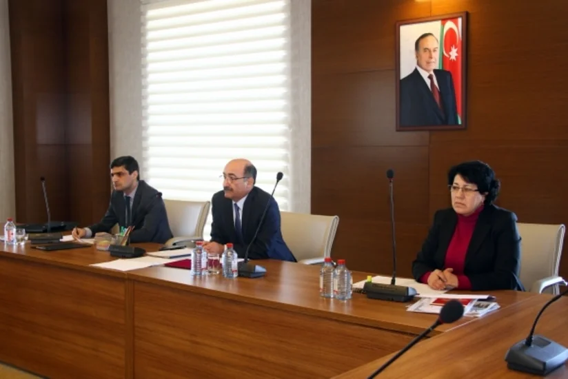 Vətəndaşlar fortepianoların köklənməsi üçün nazirdən mütəxəssis istəyib