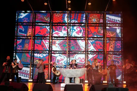 Heydər Əliyev Mərkəzinin parkında Milli Qurtuluş Gününə həsr olunan konsert keçirilib