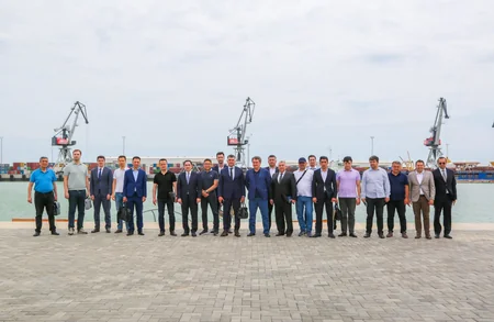 Bakı Limanı Özbəkistanın quru limanları ilə ticarət imkanlarını genişləndirir