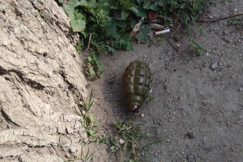 Bakının Xətai rayonunda əl qumbarası tapılıb