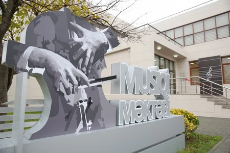 First VP Mehriban Aliyeva inaugurates new music school named after Rostropovichs