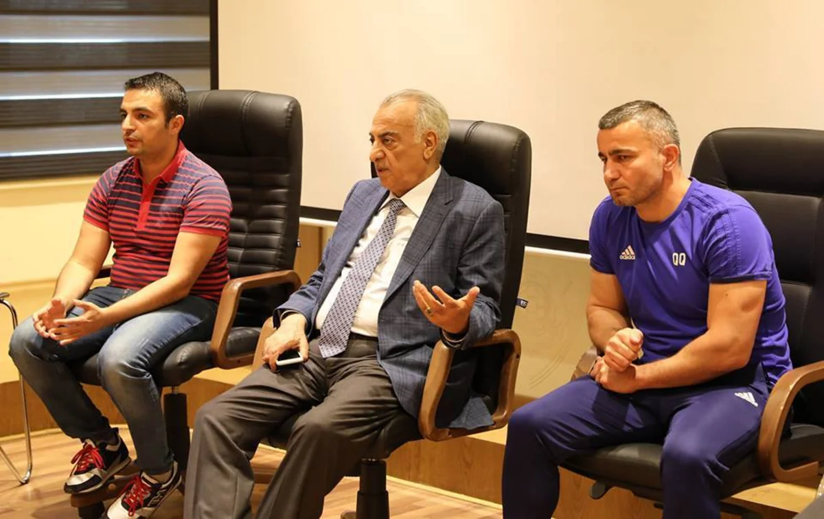 Qarabağın prezidenti BATE ilə cavab oyunu öncəsi klubu ziyarət edib