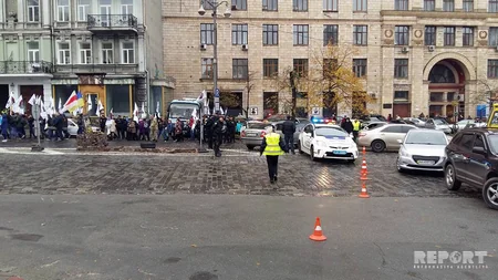 Ukrayna DİN: Kiyevin mərkəzindəki mitinqə 2 min nəfər toplaşıb - FOTO
