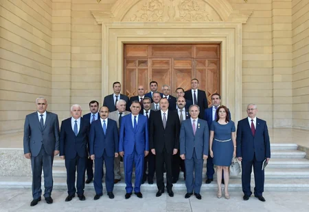 ​Prezident İlham Əliyevə Mətbuat Şurasının xüsusi mükafatı təqdim olunub - ƏLAVƏ OLUNUB