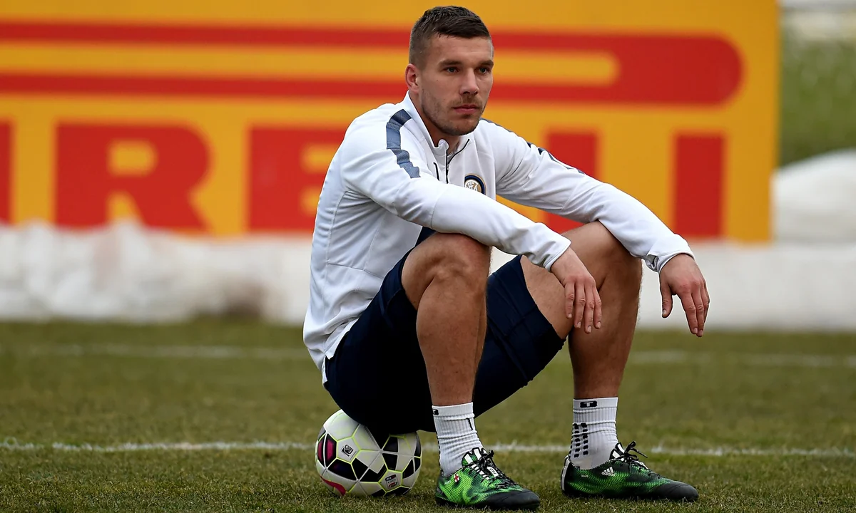 ​Qalatasaray Lukas Podolskini heyətinə qatıb