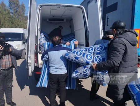 Neftçala və Salyandan Türkiyədə zəlzələdən zərərçəkənlərə 25 tonluq yardım göndərilib