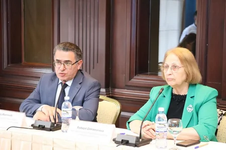 “Mediada gender bərabərliyi və peşəkarlıq” mövzusunda təlim keçirilib