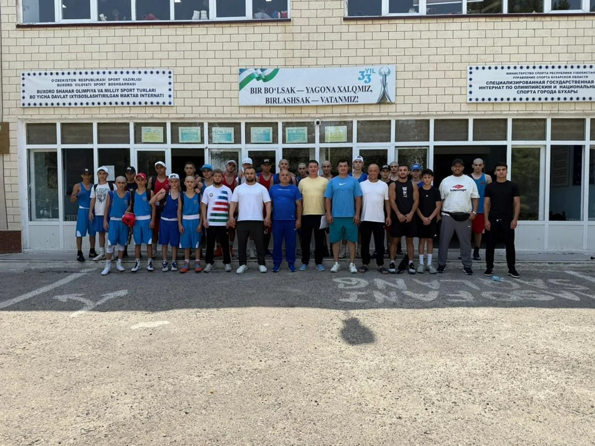 Azərbaycan boksçuları Özbəkistanda təlim-məşq toplanışına başlayıblar