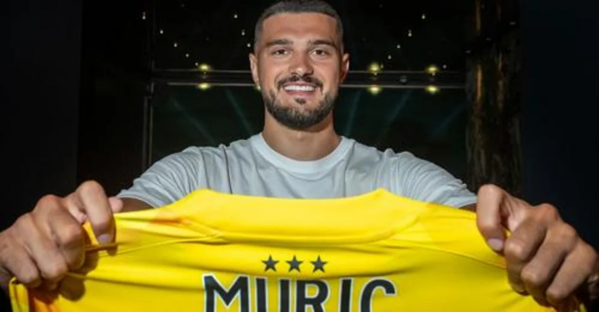 Premyer Liqa klubu Kosovo millisinin qapıçısını transfer edib