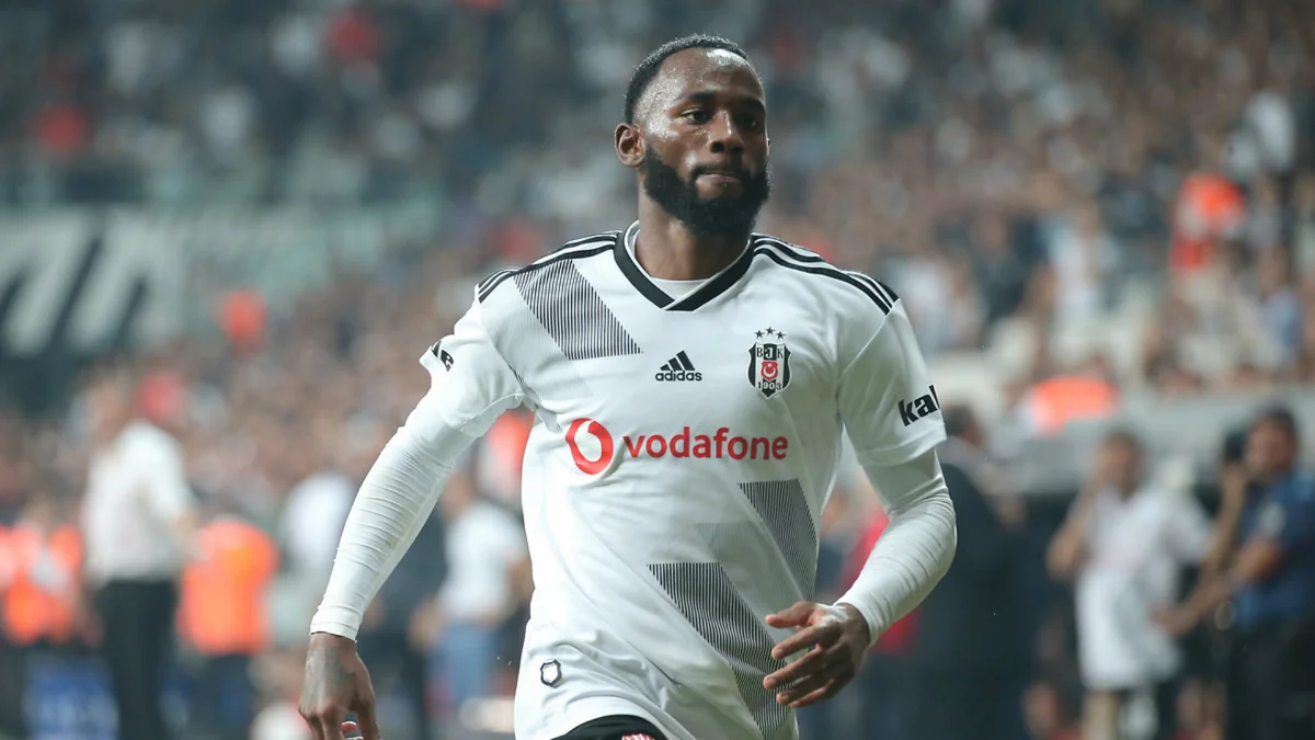 Neftçinin rəqibi Beşiktaşın vingerini transfer edir