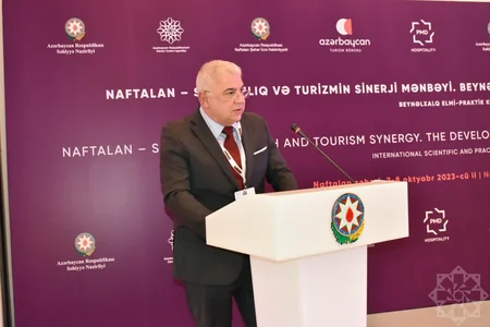 Xarici ölkələrin nümayəndələri beynəlxalq konfransda Naftalan neftinin faydalarından danışıblar
