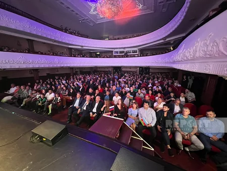 Vladivostokda Heydər Əliyevin anadan olmasının 100 illiyi şərəfinə konsert keçirilib