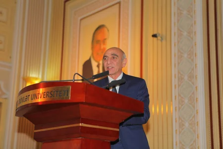 BDU rektoru: Doktorantlara biri xaricdən olmaqla iki elmi rəhbər təyin olunması təcrübəsi genişləndirilməlidir