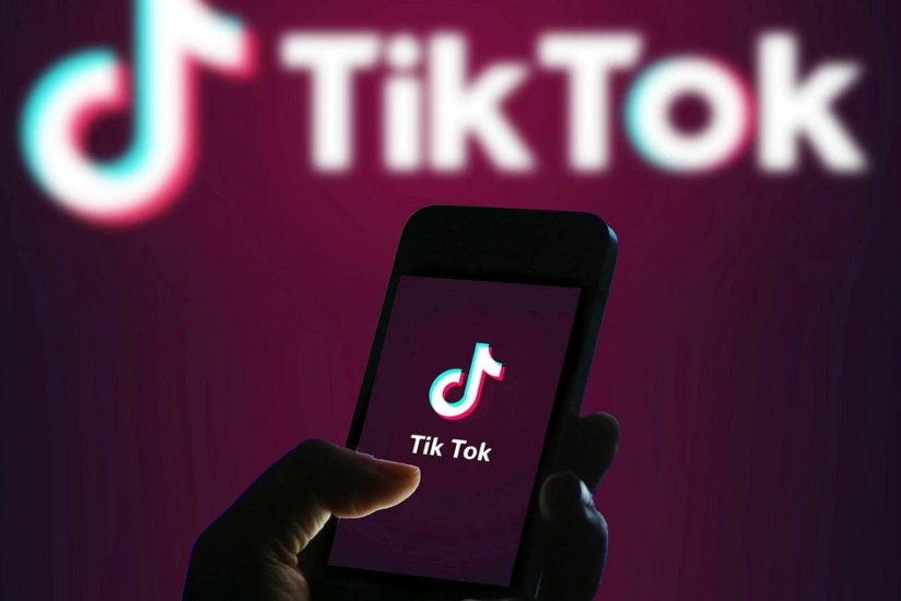 “Oracle” “TikTok”u almaq niyyətindədir