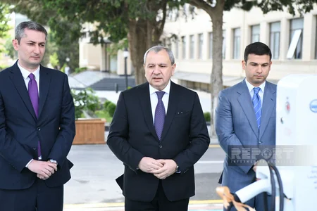 BDU-nun ərazisində ekoloji təmiz enerji doldurma məntəqəsinin açılışı olub