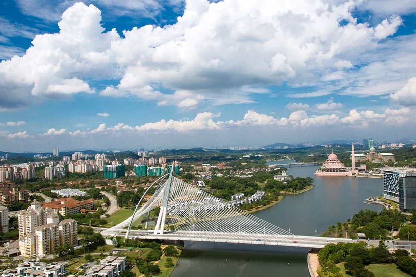 Правительство Малайзии ушло в отставку