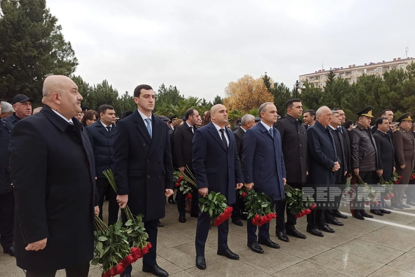 Sumqayıtda Ümummilli Lider Heydər Əliyevin xatirəsi anılıb