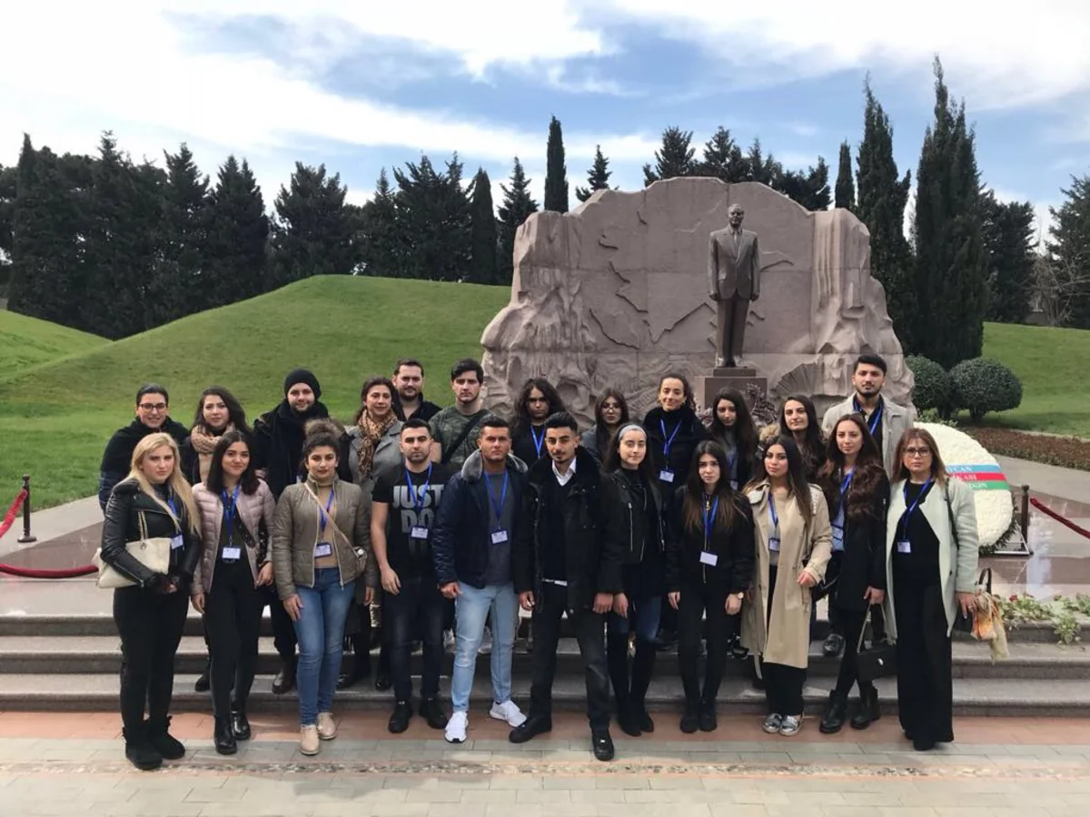 Almaniyada yaşayan bir qrup gənc Azərbaycanda səfərdədir - FOTO