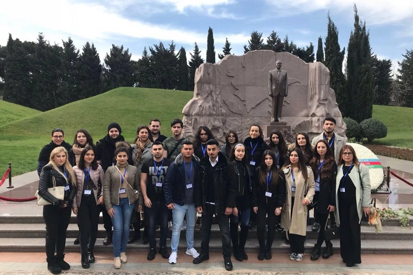 Almaniyada yaşayan bir qrup gənc Azərbaycanda səfərdədir - FOTO