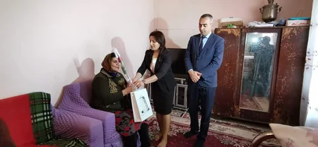 Naxçıvanda məhdud fiziki imkanlı qadınlarla bayram görüşləri keçirilib