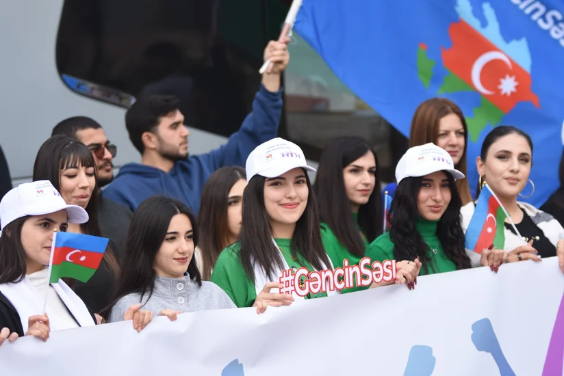 Könüllülər Astara, Şəki və Ordubadda gənclərə səsvermə hüququ barədə təlimlər keçiblər