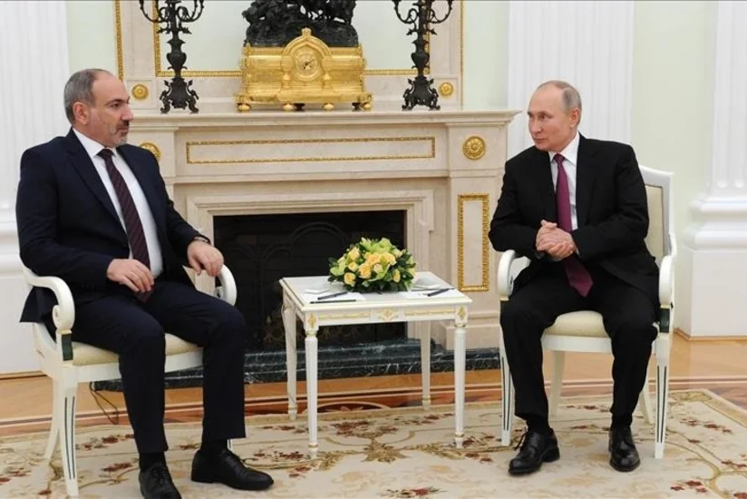 Putin, Pashinyan discuss Armenia-Azerbaijan peace treaty 