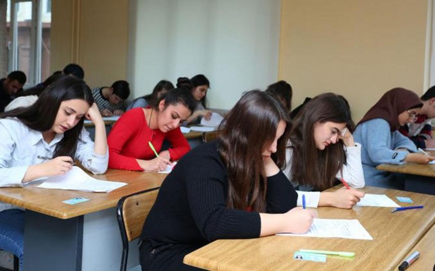 Gürcüstanda 300-dən çox Azərbaycan dili müəllimi ana dilində imtahan verib