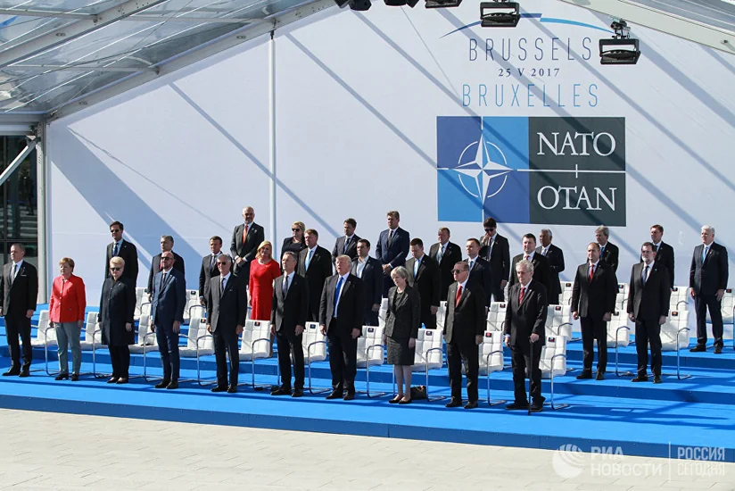 NATO İŞİD-lə mübarizə üzrə beynəlxalq koalisiyaya dəstəyini genişləndirmək barədə qərar qəbul edib