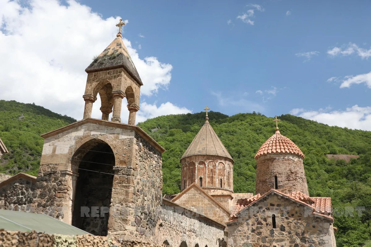 Ermənilər özünkiləşdirə bilmədikləri abidələrimizə ziyan vurublar - VİDEO