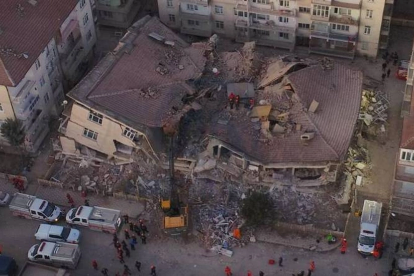 Спустя 228 часов после землетрясения в Хатае спасены женщина и двое детей