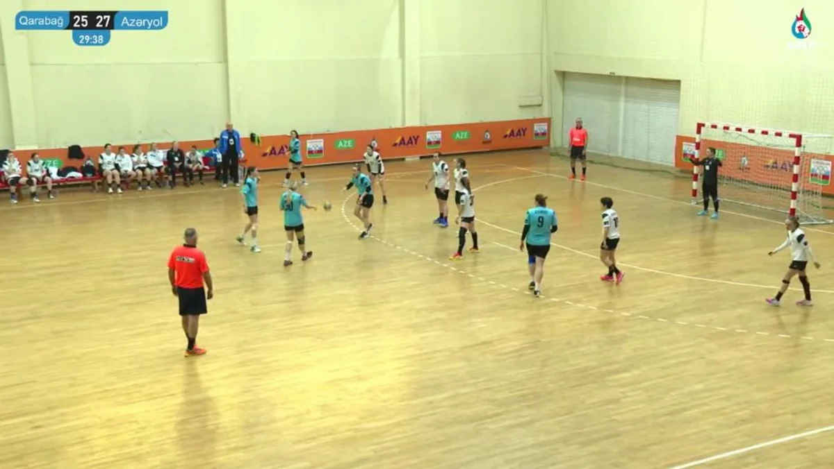 Azərbaycan həndbol çempionatı: lider ən yaxın izləyicisinə məğlub olub