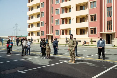 Şəhid ailələri və Qarabağ müharibəsi əlillərinə mənzil verildi