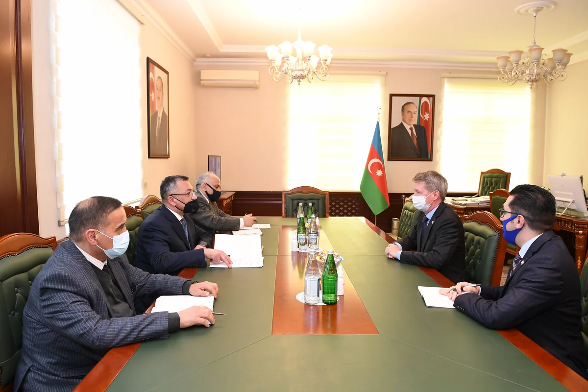 Dövlət Komitəsində Böyük Britaniyanın səfiri ilə görüş keçirilib