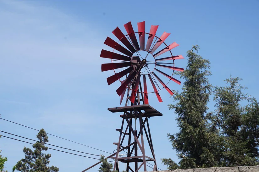 Nardaranın Ləiş bağlarında suvarma məqsədilə quyu qazılıb